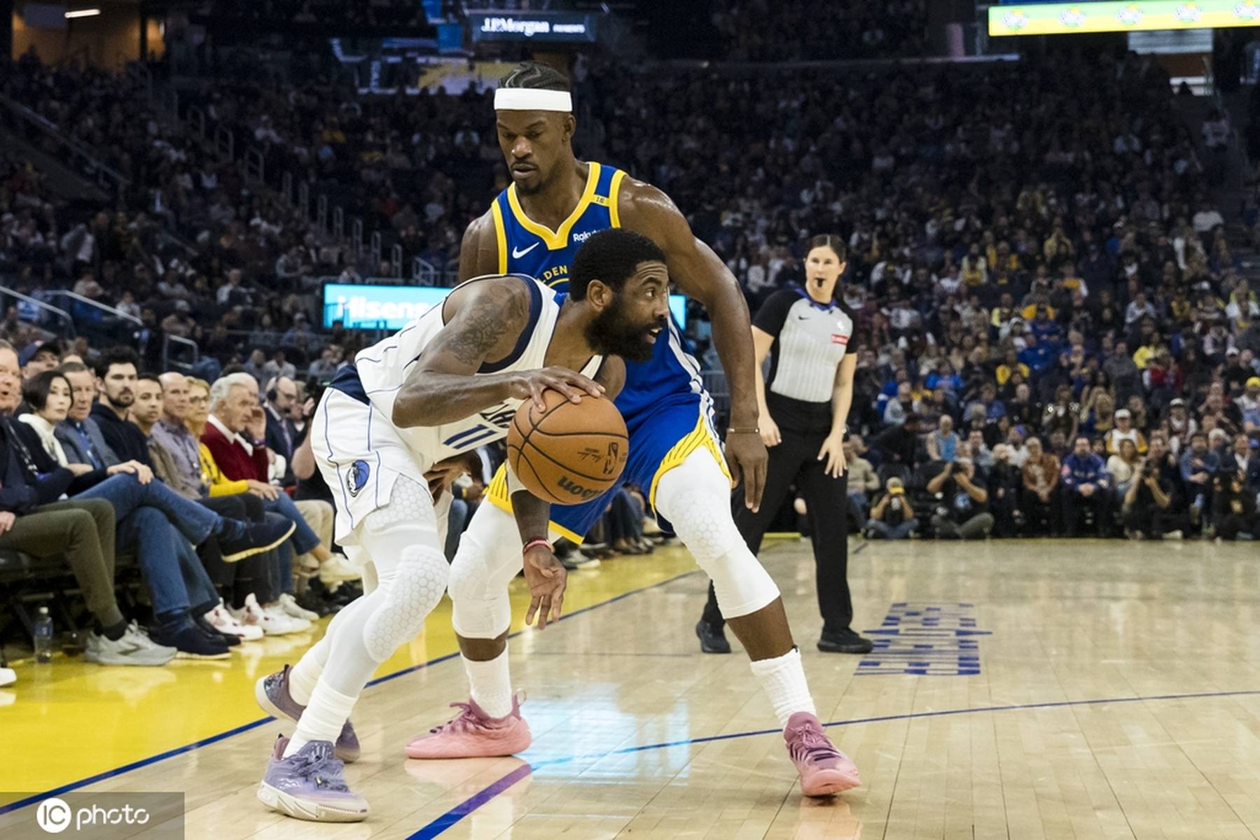 雷速篮球直播-天津队轻取勇士，欧文点燃赛场