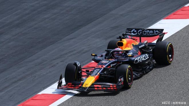 阿斯顿马丁绝杀梅赛德斯,维斯塔潘惊艳四座 阿斯顿马丁绝杀梅赛德斯,维斯塔潘惊艳四座