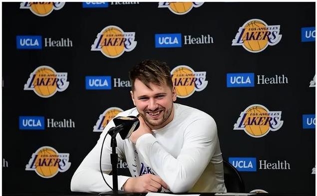 灰熊完胜骑士,东契奇状态火热 灰熊完胜骑士,东契奇状态火热