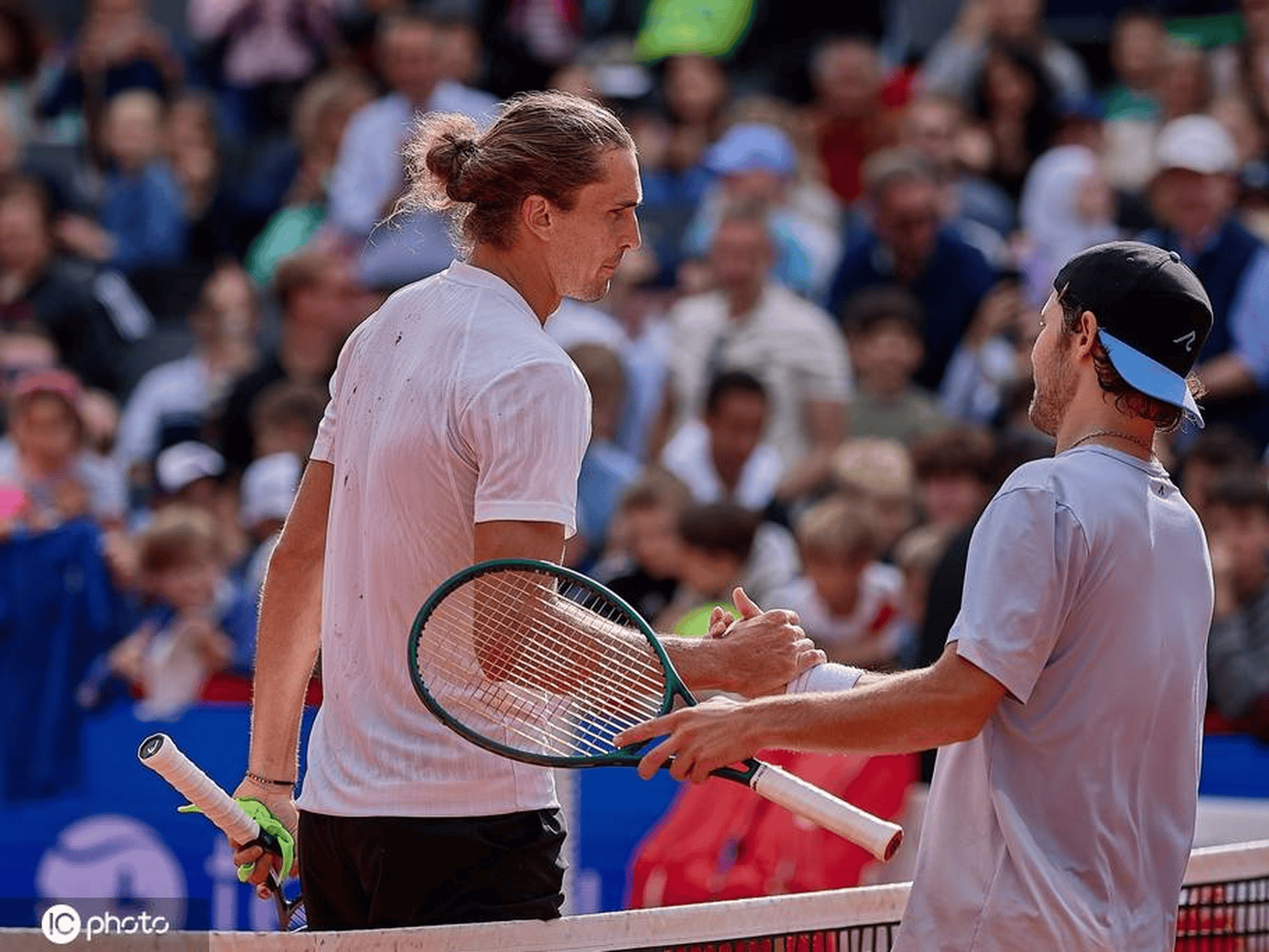 ATP总决赛轻取温网，兹维列夫扛起全队