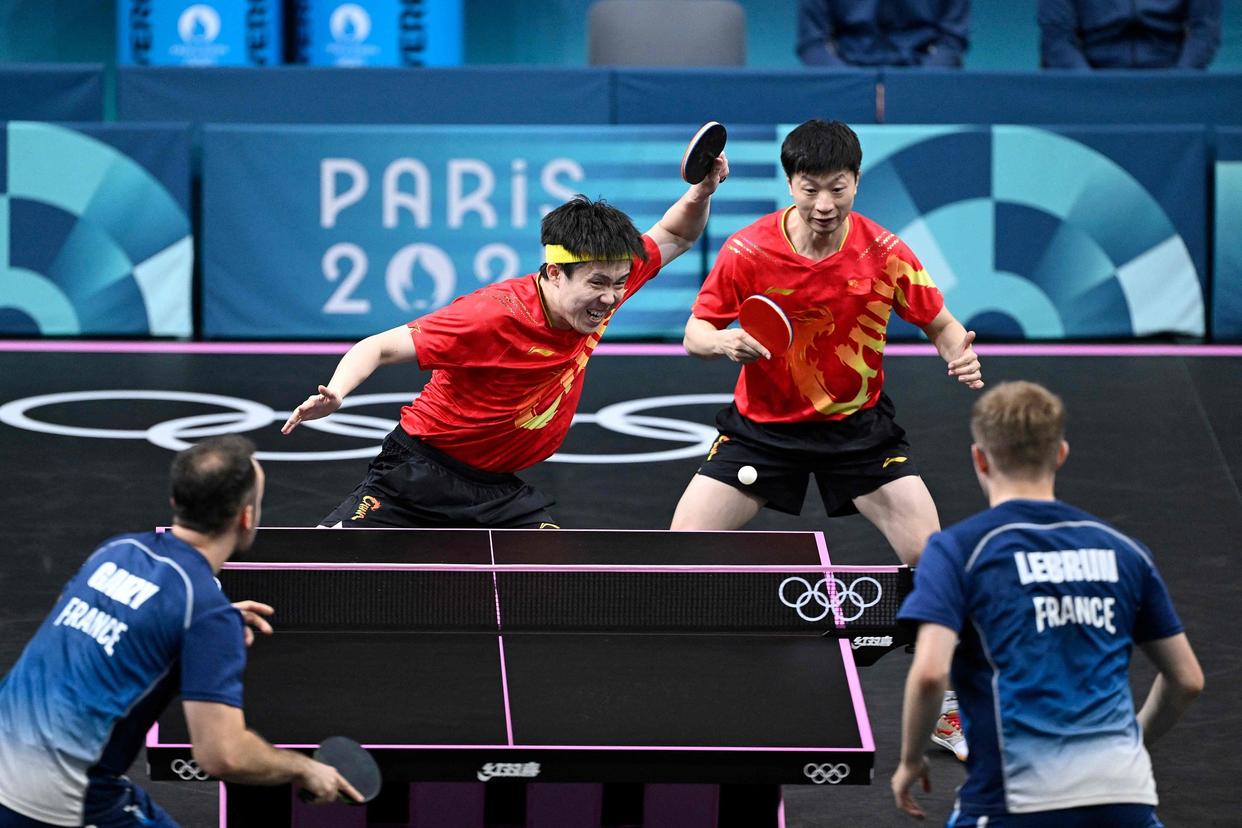 日本队鏖战法国队,马龙带队取胜 日本队鏖战法国队,马龙带队取胜