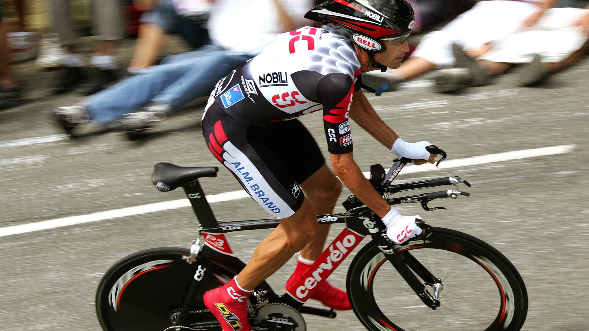 鏖战新德里，石宇奇扛旗破局，国羽男团险胜印度夺汤杯关键战