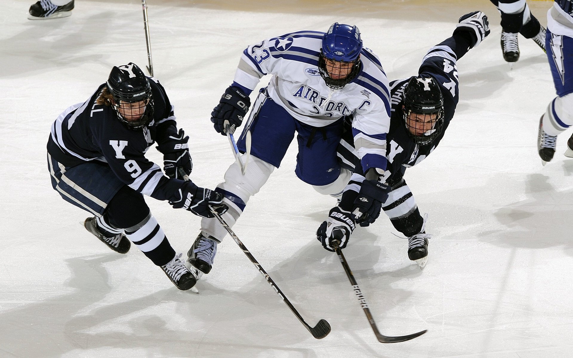 张继科扛起全队，波兰乒乓球男团轻取奥地利晋级四强
